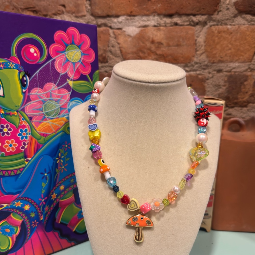 THE GEMINI ORANGE MUSHROOM EYE CANDY CHAIN